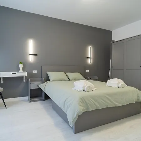Elegant Fresh Renovated