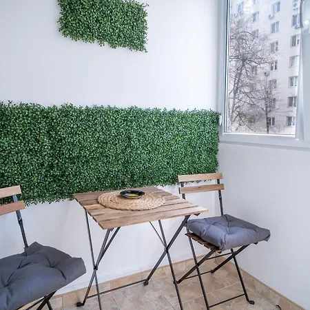 Elegant Fresh Renovated Apartamento *